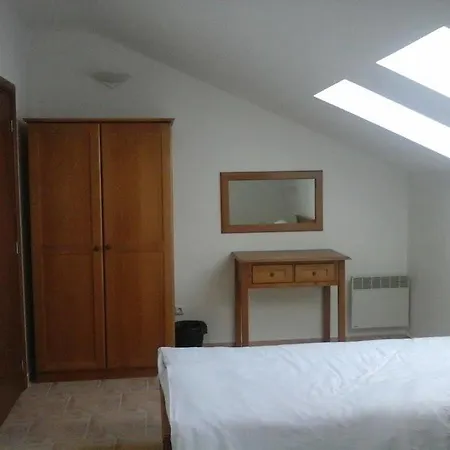 Explore In Kamenitza Апартаменти